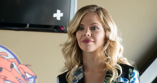 Dreama Walker