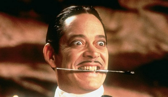 Raul Julia